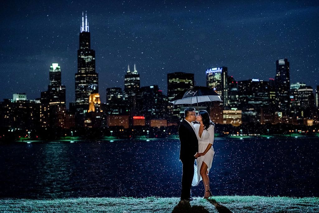 Chicago-Night-Skyline-wedding-photos