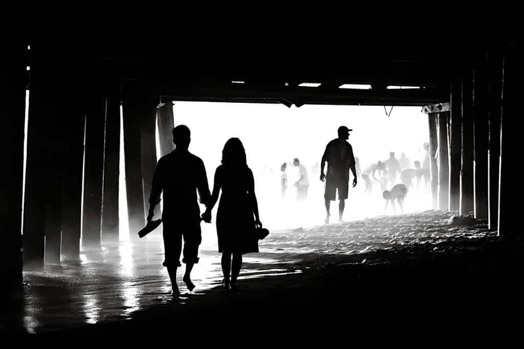 beach-engagement-photos